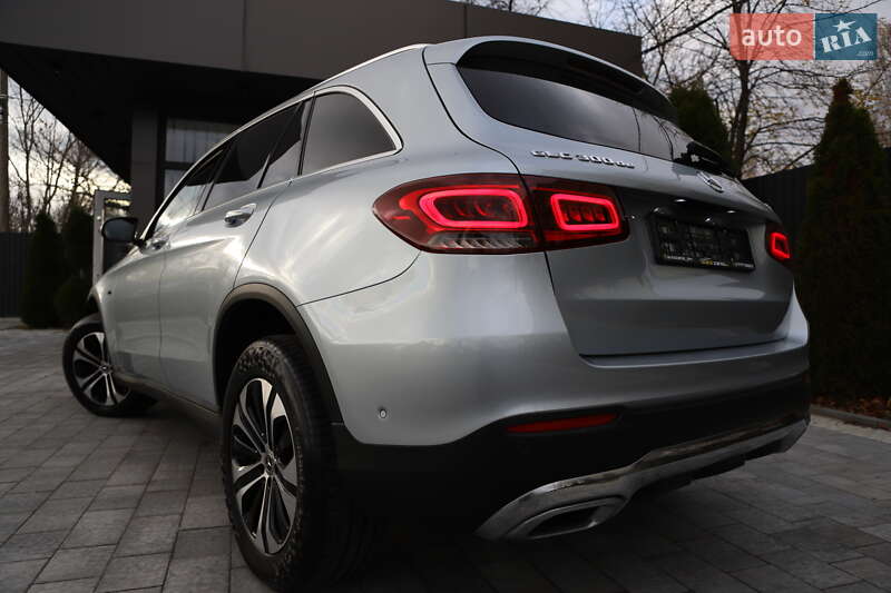 Внедорожник / Кроссовер Mercedes-Benz GLC-Class 2022 в Дрогобыче