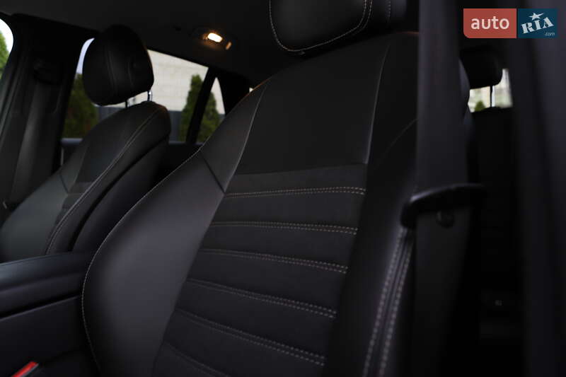 Внедорожник / Кроссовер Mercedes-Benz GLC-Class 2022 в Дрогобыче