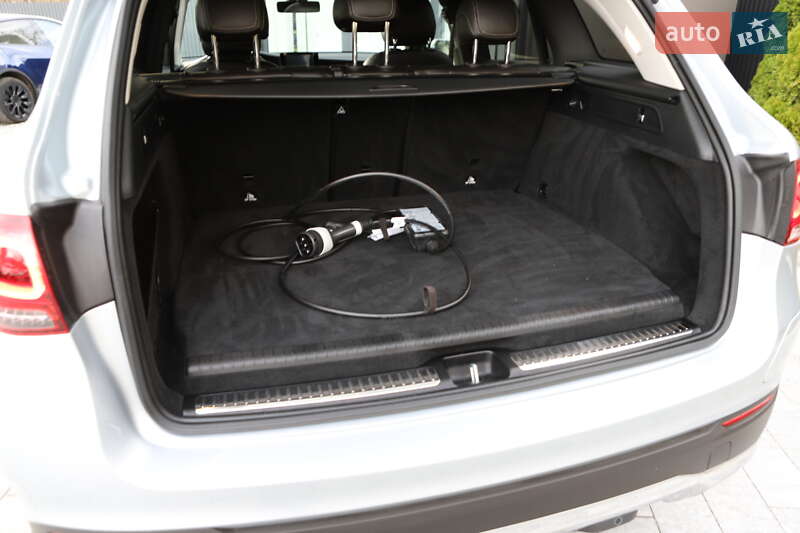 Внедорожник / Кроссовер Mercedes-Benz GLC-Class 2022 в Дрогобыче