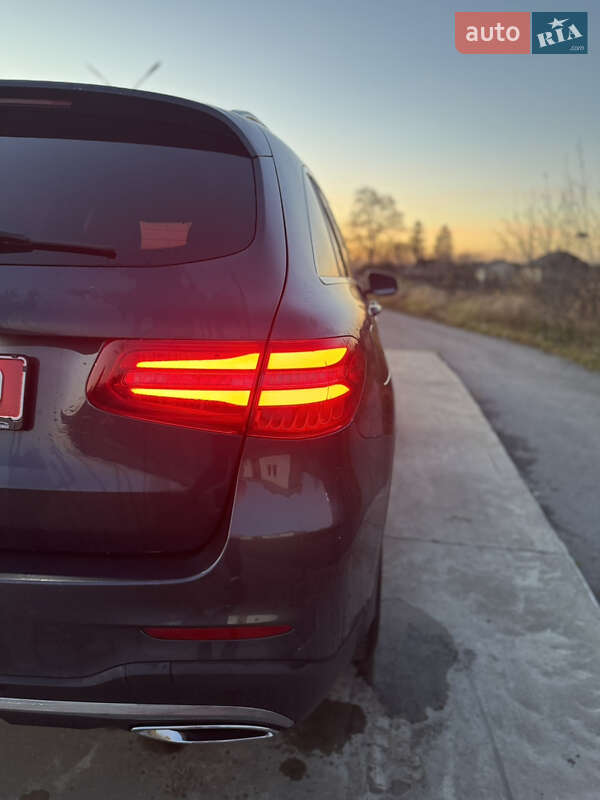 Позашляховик / Кросовер Mercedes-Benz GLC-Class 2016 в Луцьку