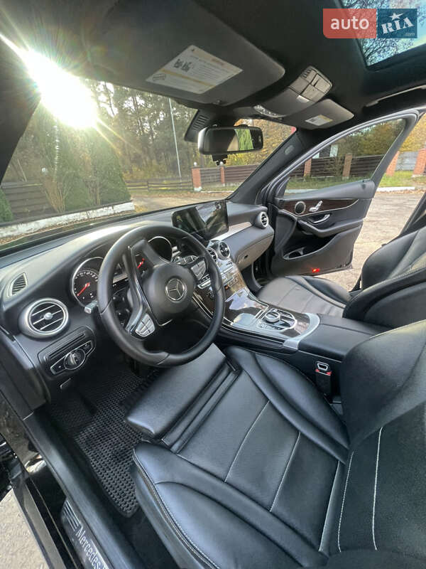 Внедорожник / Кроссовер Mercedes-Benz GLC-Class 2017 в Львове