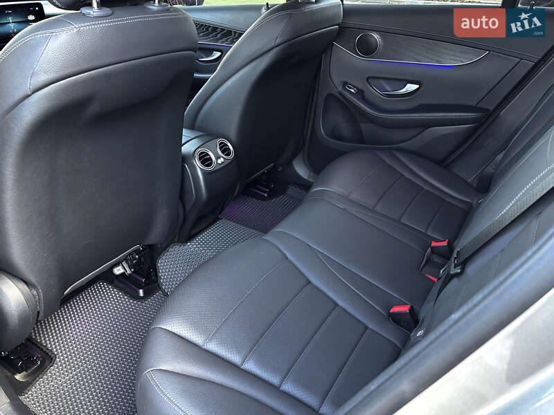 Позашляховик / Кросовер Mercedes-Benz GLC-Class 2019 в Києві