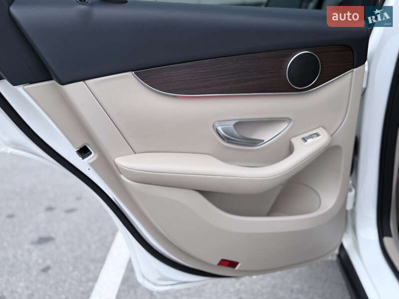 Внедорожник / Кроссовер Mercedes-Benz GLC-Class 2021 в Киеве