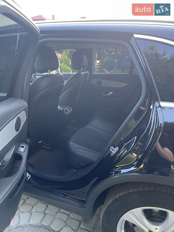 Позашляховик / Кросовер Mercedes-Benz GLC-Class 2016 в Львові