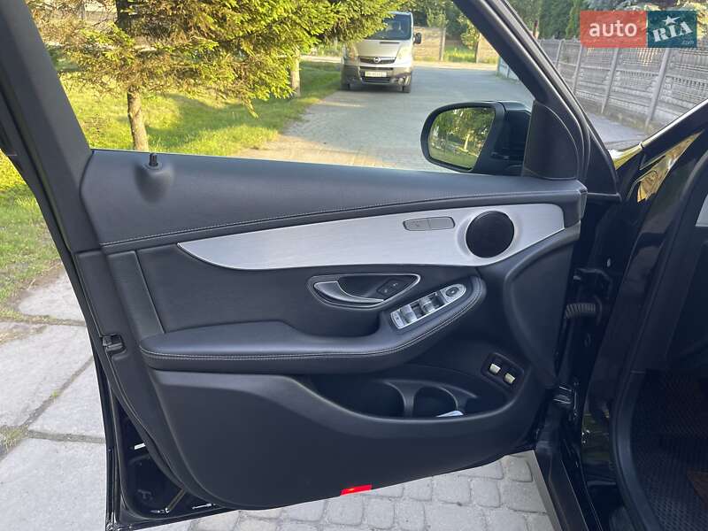 Позашляховик / Кросовер Mercedes-Benz GLC-Class 2016 в Львові