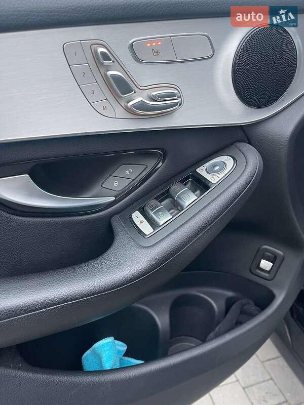 Внедорожник / Кроссовер Mercedes-Benz GLC-Class 2018 в Львове фото 14 Внедорожник / Кроссовер Mercedes-Benz GLC-Class 2018 в Львове