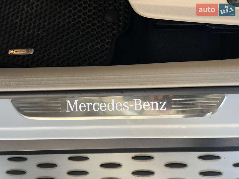 Позашляховик / Кросовер Mercedes-Benz GLC-Class 2019 в Рівному