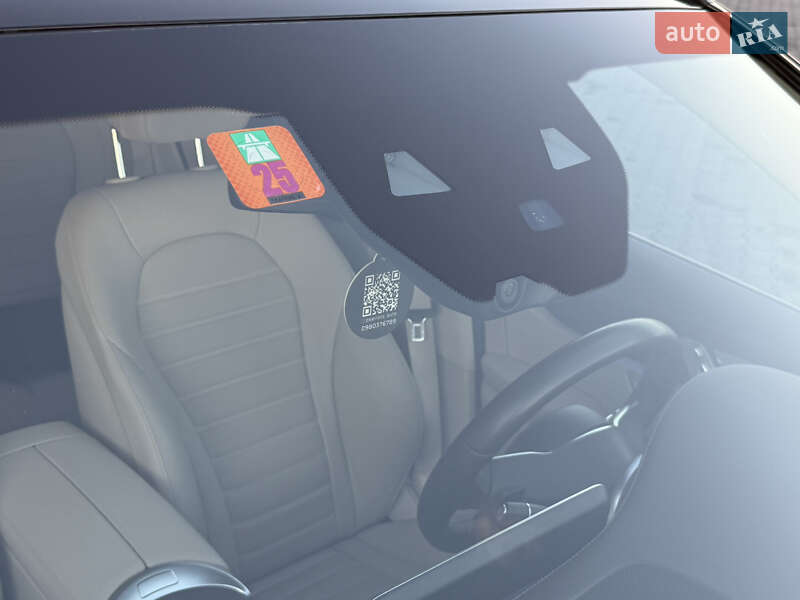 Позашляховик / Кросовер Mercedes-Benz GLC-Class 2021 в Чернівцях