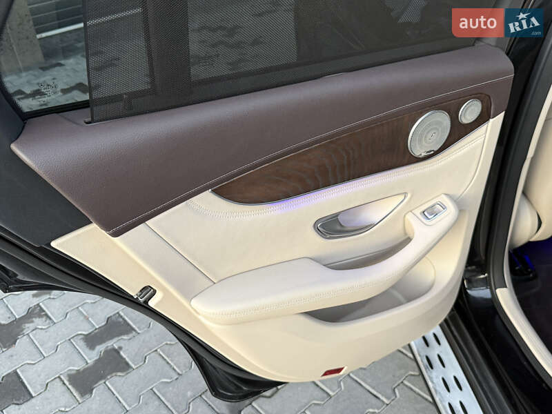 Позашляховик / Кросовер Mercedes-Benz GLC-Class 2021 в Чернівцях