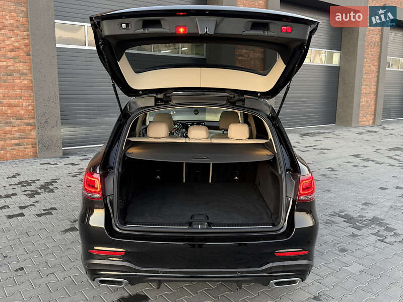 Позашляховик / Кросовер Mercedes-Benz GLC-Class 2021 в Чернівцях