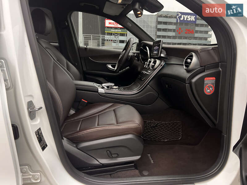 Позашляховик / Кросовер Mercedes-Benz GLC-Class 2017 в Києві фото 27 Позашляховик / Кросовер Mercedes-Benz GLC-Class 2017 в Києві