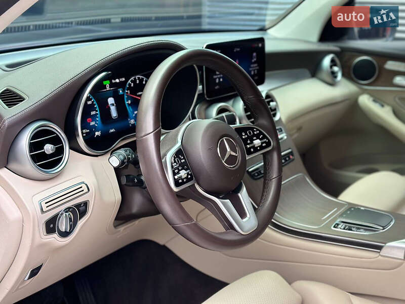 Позашляховик / Кросовер Mercedes-Benz GLC-Class 2021 в Києві