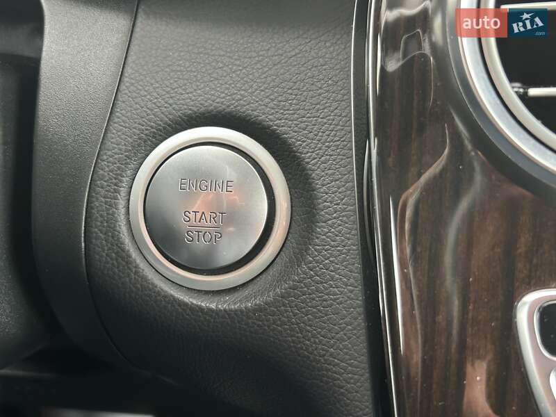 Позашляховик / Кросовер Mercedes-Benz GLC-Class 2016 в Одесі фото 12 Позашляховик / Кросовер Mercedes-Benz GLC-Class 2016 в Одесі