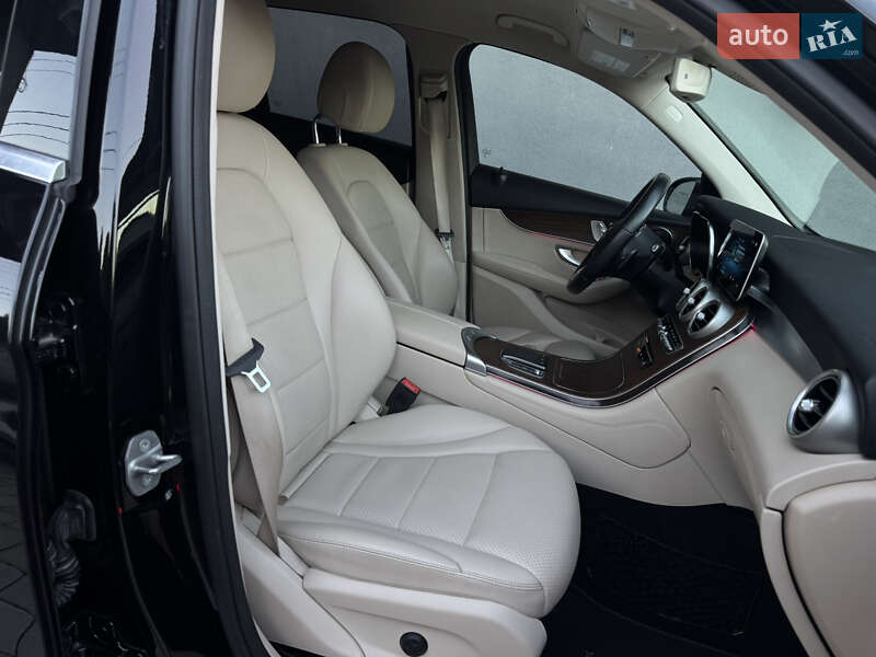 Позашляховик / Кросовер Mercedes-Benz GLC-Class 2020 в Луцьку