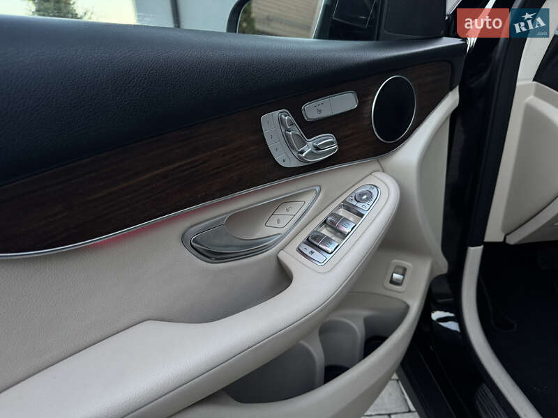 Позашляховик / Кросовер Mercedes-Benz GLC-Class 2020 в Луцьку