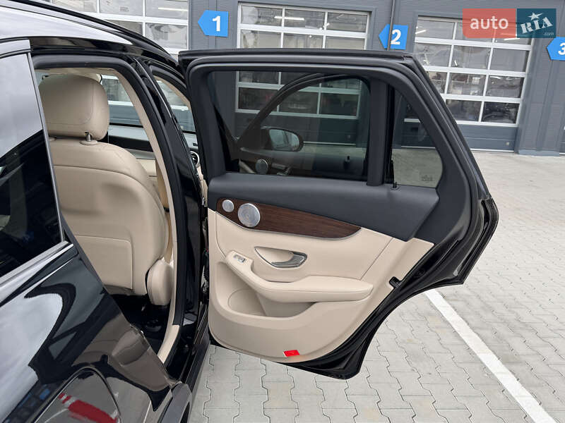 Внедорожник / Кроссовер Mercedes-Benz GLC-Class 2020 в Виннице