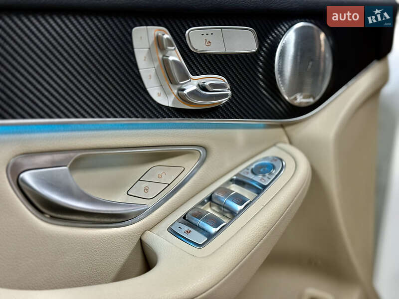 Внедорожник / Кроссовер Mercedes-Benz GLC-Class 2017 в Киеве фото 8 Внедорожник / Кроссовер Mercedes-Benz GLC-Class 2017 в Киеве