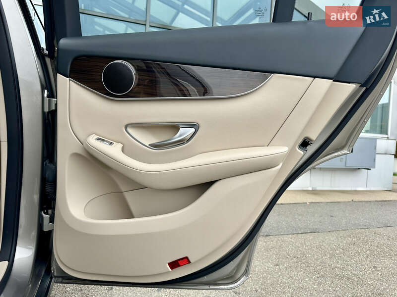 Позашляховик / Кросовер Mercedes-Benz GLC-Class 2020 в Києві фото 42 Позашляховик / Кросовер Mercedes-Benz GLC-Class 2020 в Києві