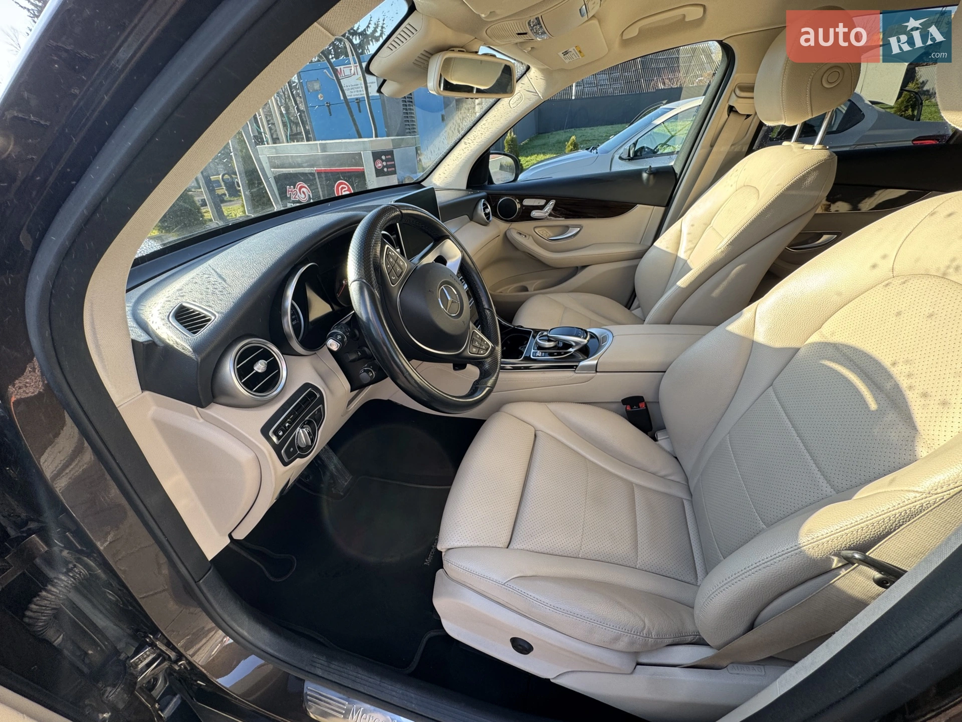 2016 Mercedes-Benz GLC - мініатюра 11