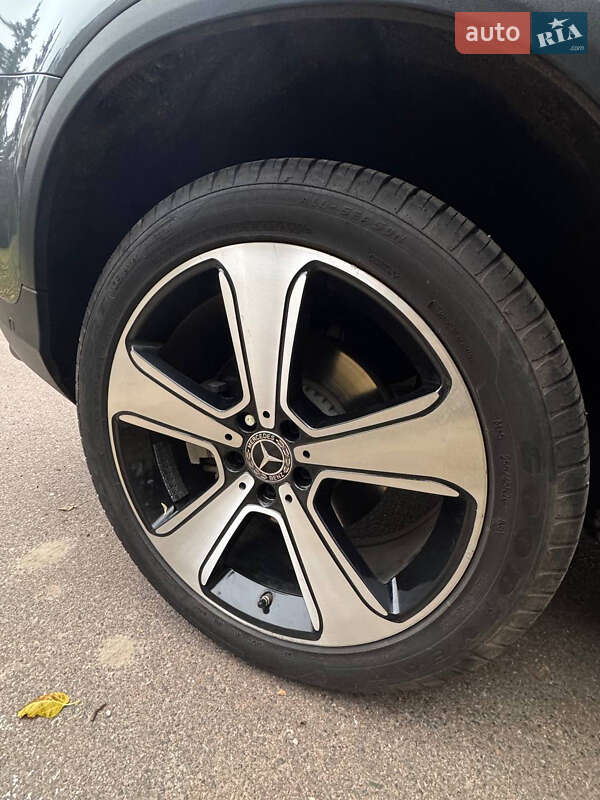 Внедорожник / Кроссовер Mercedes-Benz GLC-Class 2019 в Яготине