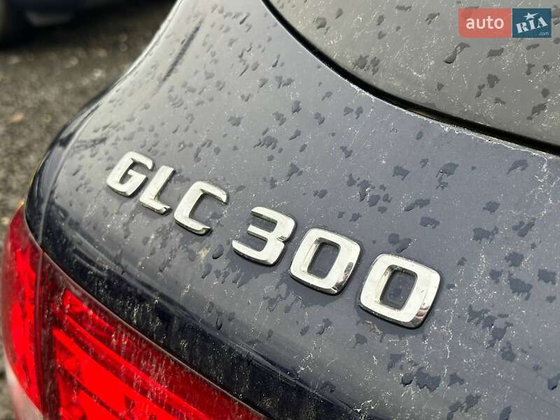 Внедорожник / Кроссовер Mercedes-Benz GLC-Class 2016 в Луцке