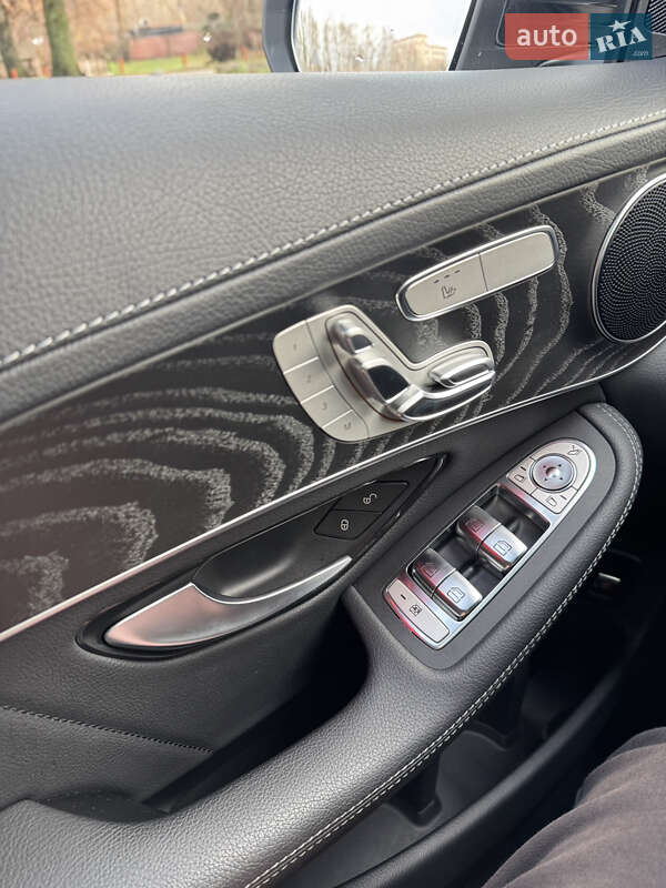 Внедорожник / Кроссовер Mercedes-Benz GLC-Class 2019 в Киеве