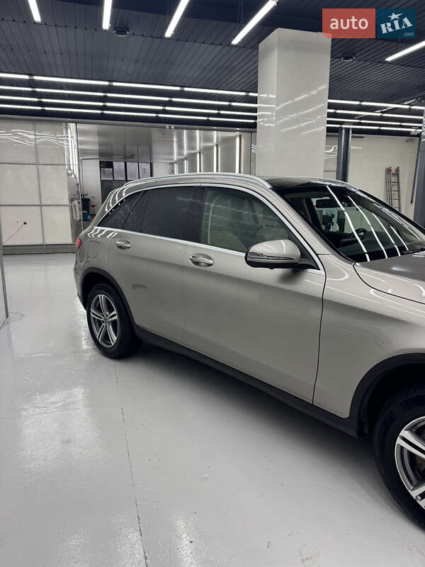 Внедорожник / Кроссовер Mercedes-Benz GLC-Class 2020 в Черкассах
