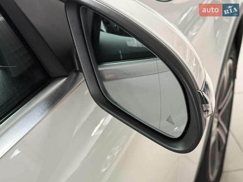 Внедорожник / Кроссовер Mercedes-Benz GLC-Class 2018 в Одессе