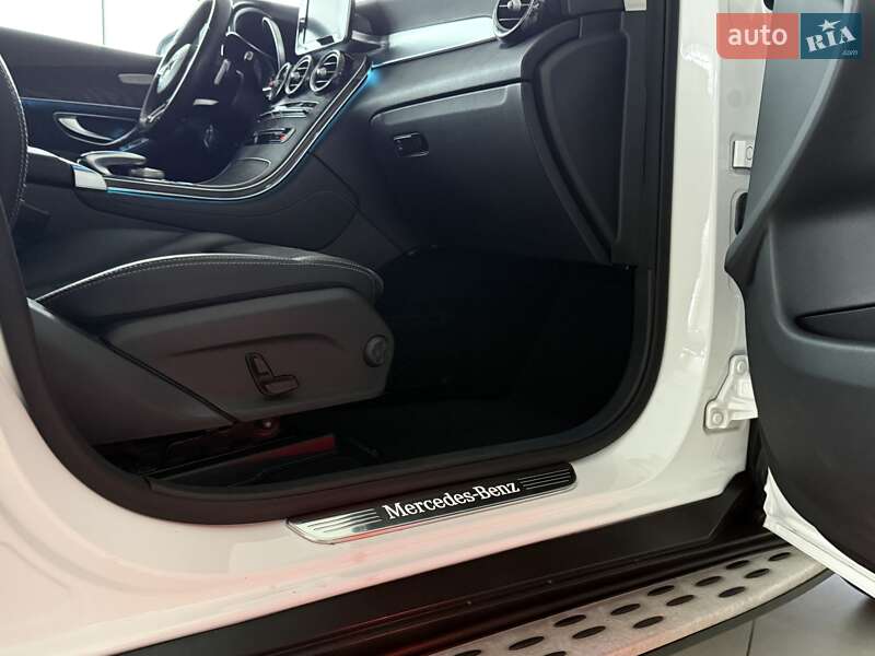 Внедорожник / Кроссовер Mercedes-Benz GLC-Class 2018 в Одессе