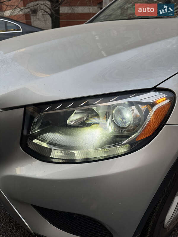 Позашляховик / Кросовер Mercedes-Benz GLC-Class 2015 в Києві