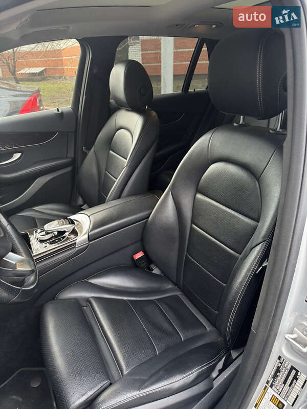 Позашляховик / Кросовер Mercedes-Benz GLC-Class 2015 в Києві