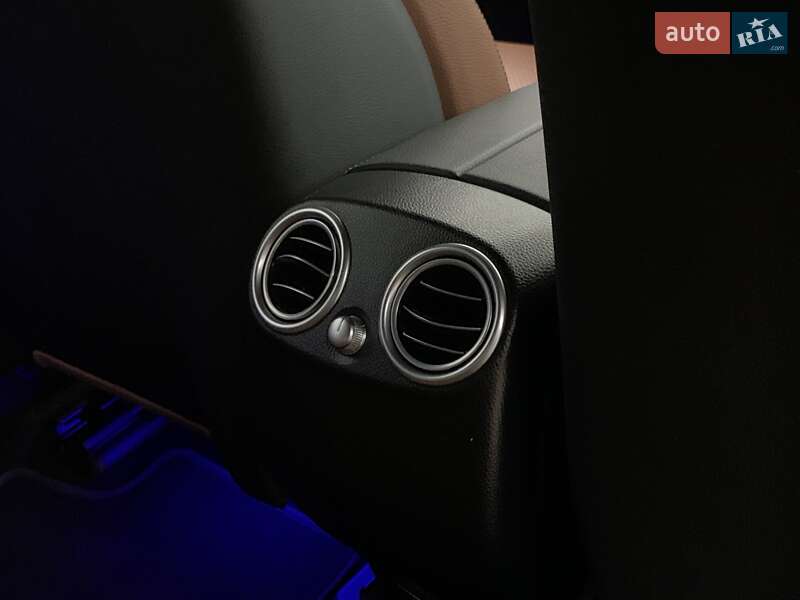 Внедорожник / Кроссовер Mercedes-Benz GLC-Class 2021 в Бердичеве