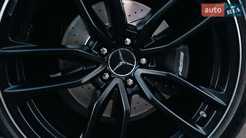 Внедорожник / Кроссовер Mercedes-Benz GLC-Class 2018 в Киеве
