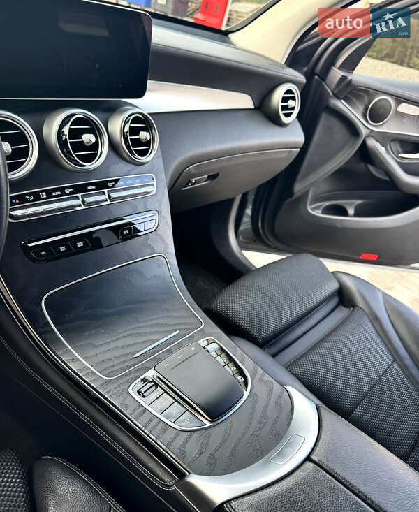 Внедорожник / Кроссовер Mercedes-Benz GLC-Class 2019 в Киеве
