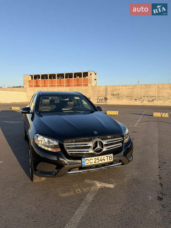 Mercedes-Benz GLC-Class 2019 Mercedes-Benz GLC-Class 2019
