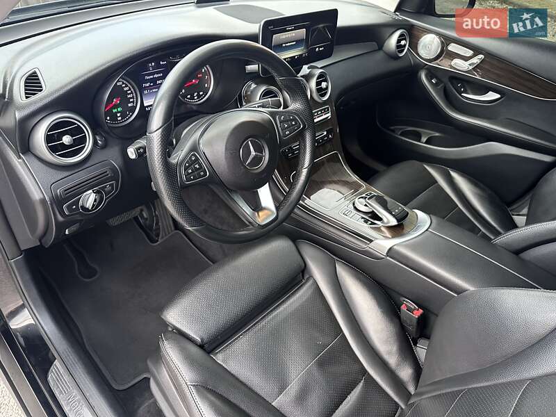 Позашляховик / Кросовер Mercedes-Benz GLC-Class 2015 в Дніпрі фото 19 Позашляховик / Кросовер Mercedes-Benz GLC-Class 2015 в Дніпрі