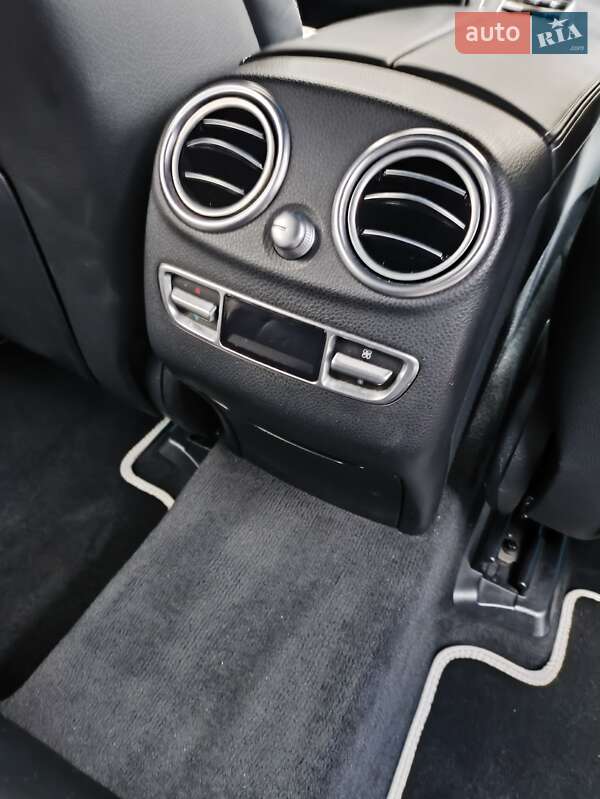 Позашляховик / Кросовер Mercedes-Benz GLC-Class 2016 в Львові фото 34 Позашляховик / Кросовер Mercedes-Benz GLC-Class 2016 в Львові