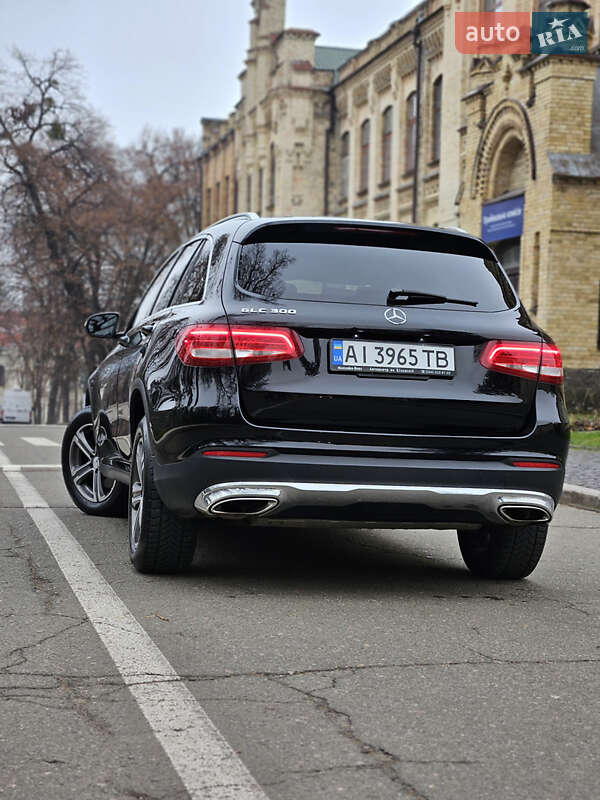 Позашляховик / Кросовер Mercedes-Benz GLC-Class 2017 в Житомирі