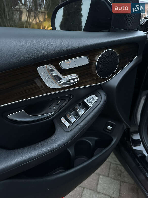 Позашляховик / Кросовер Mercedes-Benz GLC-Class 2019 в Сарнах