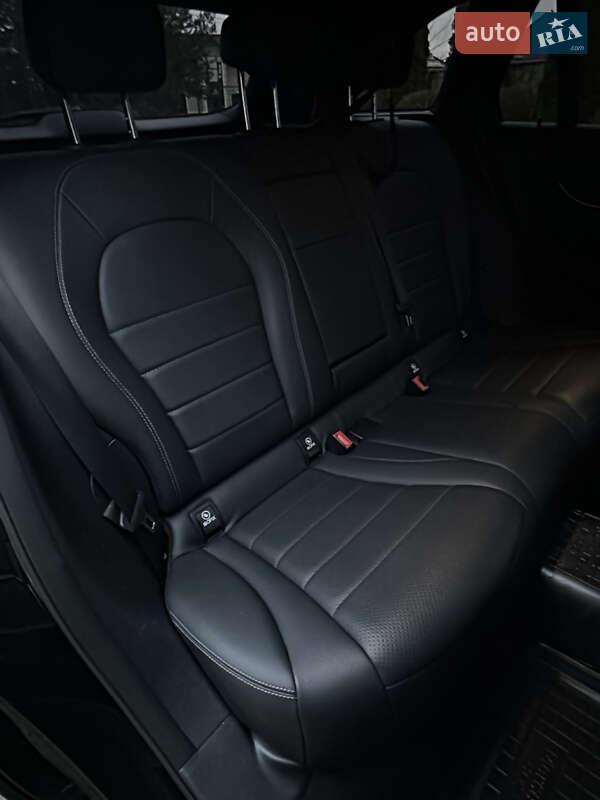 Позашляховик / Кросовер Mercedes-Benz GLC-Class 2019 в Сарнах