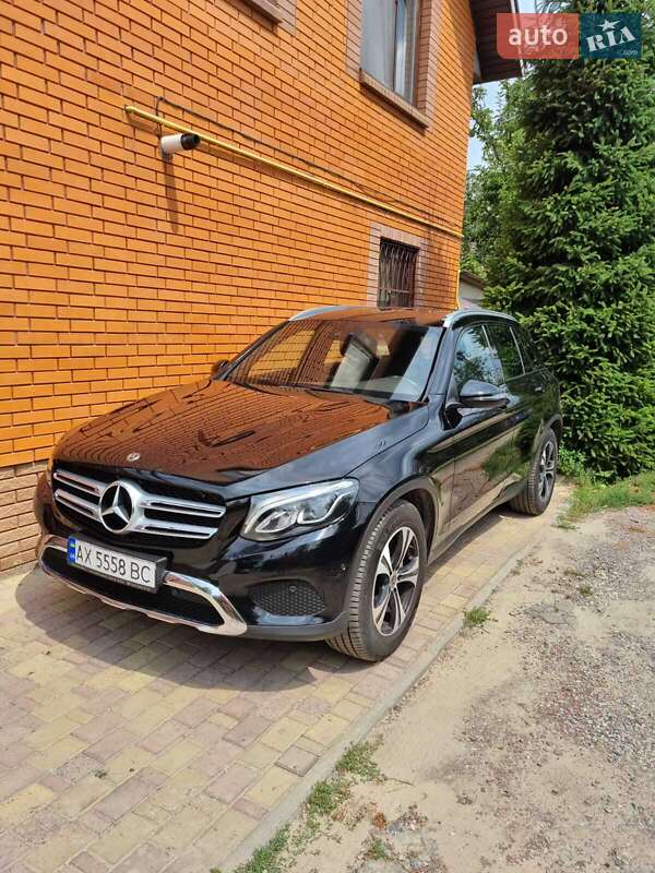 Внедорожник / Кроссовер Mercedes-Benz GLC-Class 2017 в Харькове фото 6 Внедорожник / Кроссовер Mercedes-Benz GLC-Class 2017 в Харькове