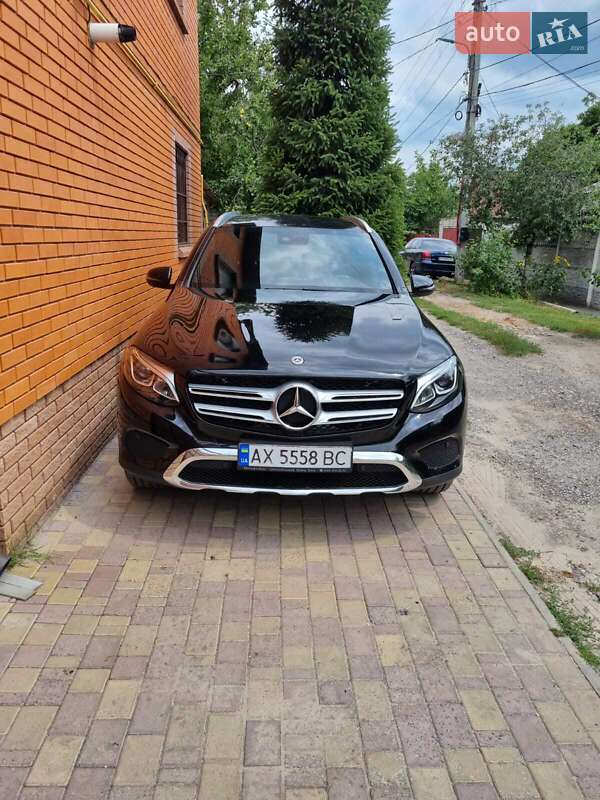 Внедорожник / Кроссовер Mercedes-Benz GLC-Class 2017 в Харькове фото 7 Внедорожник / Кроссовер Mercedes-Benz GLC-Class 2017 в Харькове