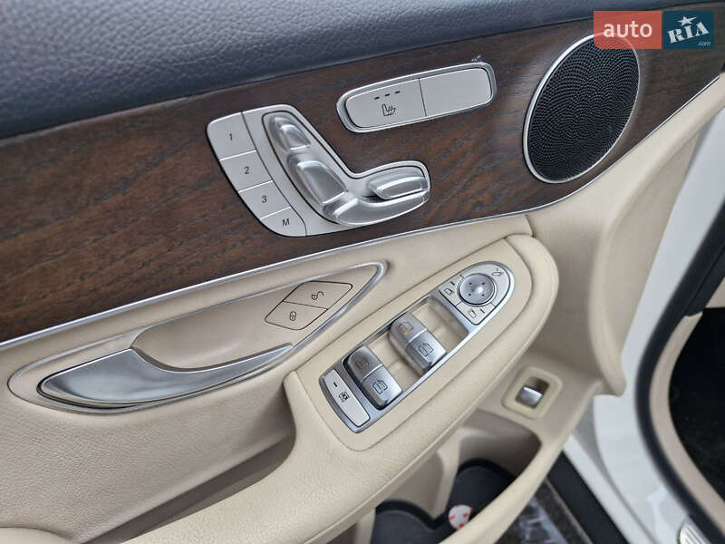 Позашляховик / Кросовер Mercedes-Benz GLC-Class 2019 в Києві