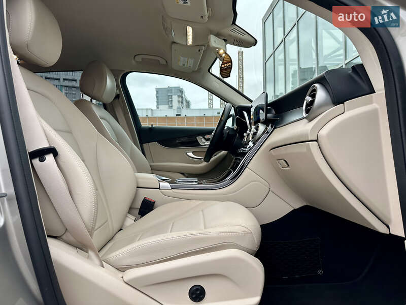 Позашляховик / Кросовер Mercedes-Benz GLC-Class 2020 в Києві