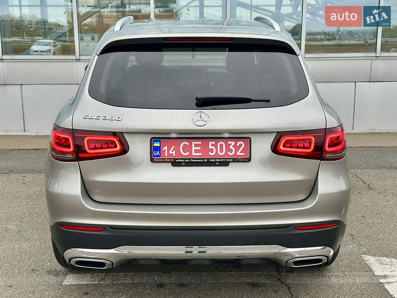 Позашляховик / Кросовер Mercedes-Benz GLC-Class 2020 в Києві