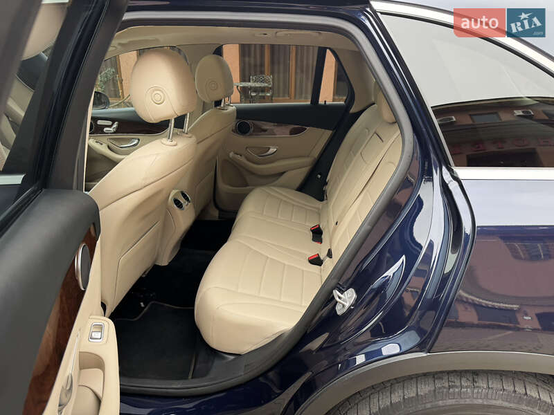 Внедорожник / Кроссовер Mercedes-Benz GLC-Class 2016 в Мукачево