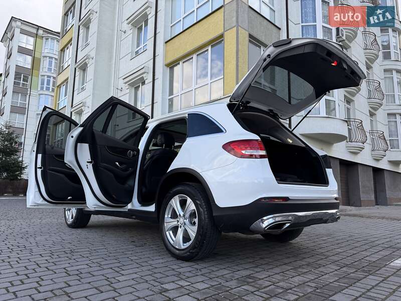 Внедорожник / Кроссовер Mercedes-Benz GLC-Class 2017 в Ивано-Франковске