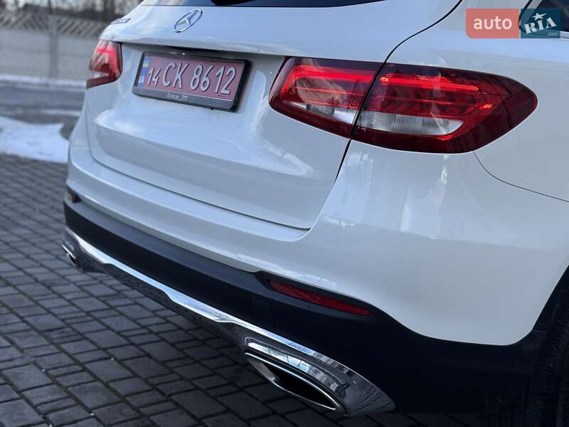 Внедорожник / Кроссовер Mercedes-Benz GLC-Class 2017 в Ивано-Франковске