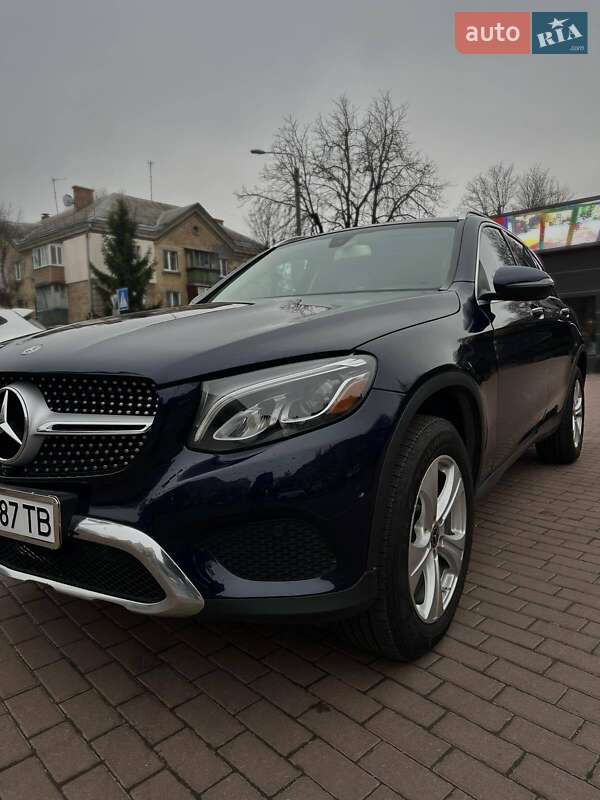 Внедорожник / Кроссовер Mercedes-Benz GLC-Class 2018 в Киеве фото 6 Внедорожник / Кроссовер Mercedes-Benz GLC-Class 2018 в Киеве