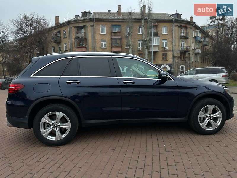 Внедорожник / Кроссовер Mercedes-Benz GLC-Class 2018 в Киеве фото 11 Внедорожник / Кроссовер Mercedes-Benz GLC-Class 2018 в Киеве